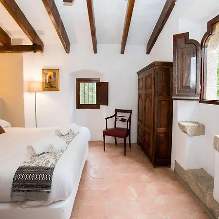Rural Completa: Masía Del Siglo Xv En La Costa Brava *